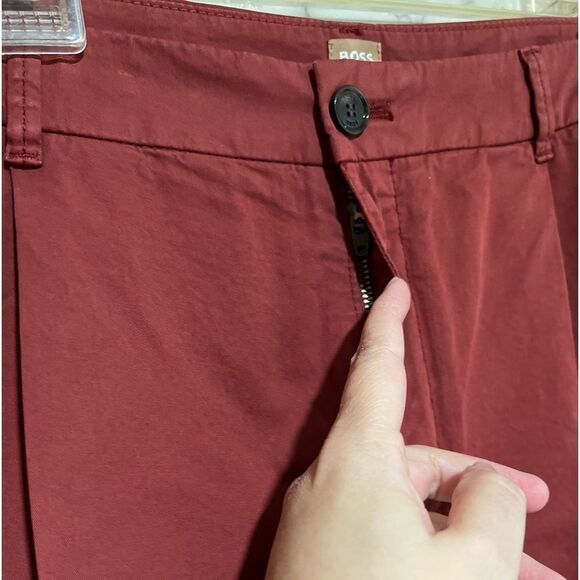 New BOSS Woman’s Shorts - Picture 3 of 9